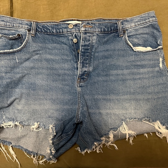 Abercrombie & Fitch The Dad Short High Rise - Picture 1 of 3